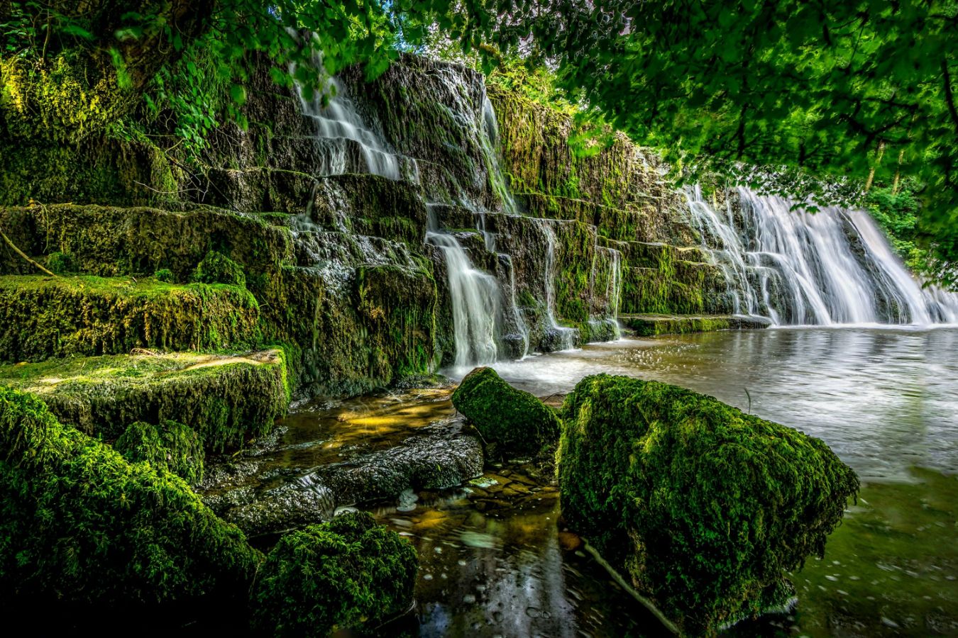 BAJKOVITI PREDELI, VILE  I KAMENI MOST – IZLET DO VODOPADA BELI IZVORAC I VALJA PRERASTI