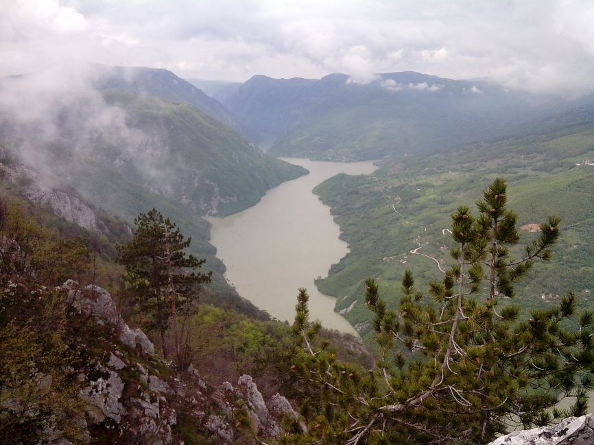 Zašto (treba da) putujem Srbijom?