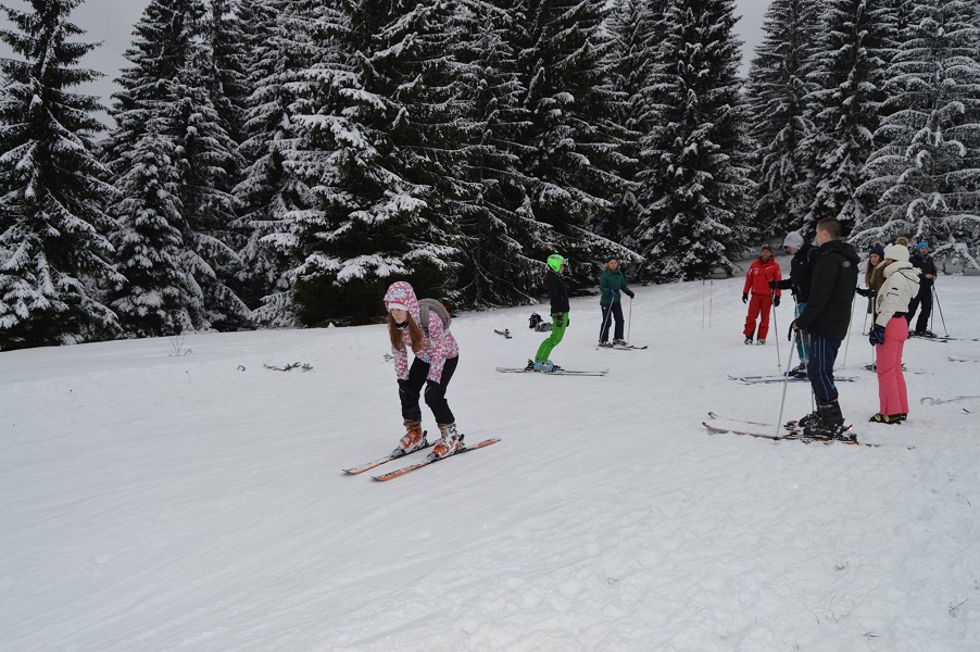 ZLATAR + TORNIK SRETENJE | škola skijanja/ zimovanje/ pešačke ture 